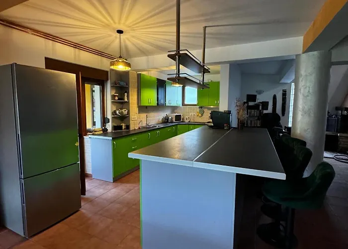 Retreat In The Villa *